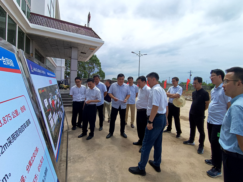 省鐵投公司副總經(jīng)理、蕪銅公路公司、皖江公司董事長(zhǎng)劉允超一行到銅商高速項(xiàng)目調(diào)研指導(dǎo)工作1